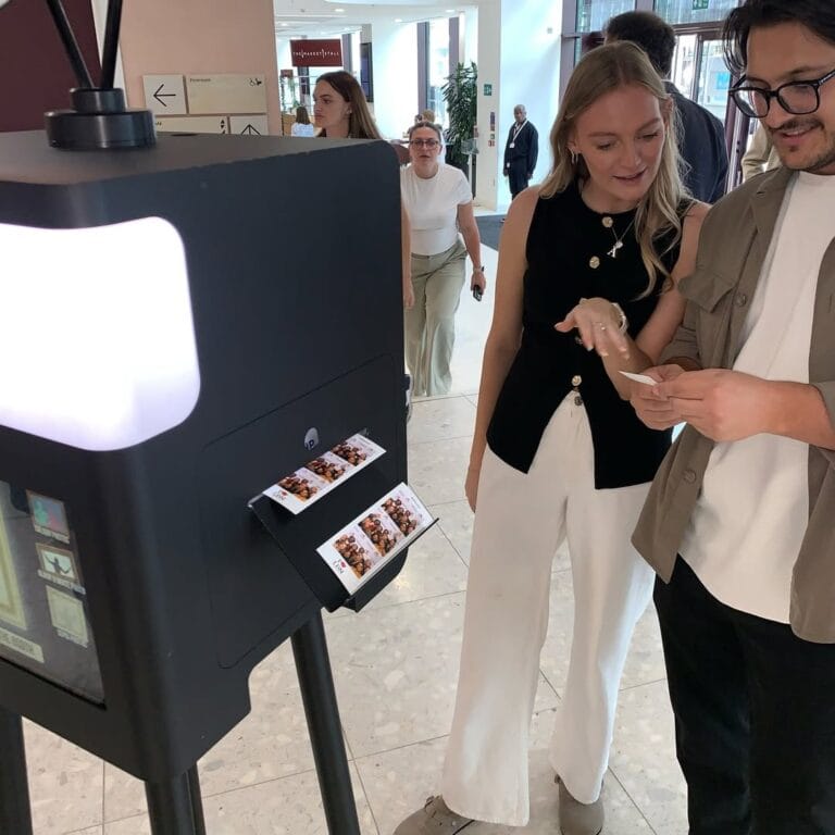 Fantastic atmosphere at the launch of the new LDN digital outdoor advertising screens for @jcdec